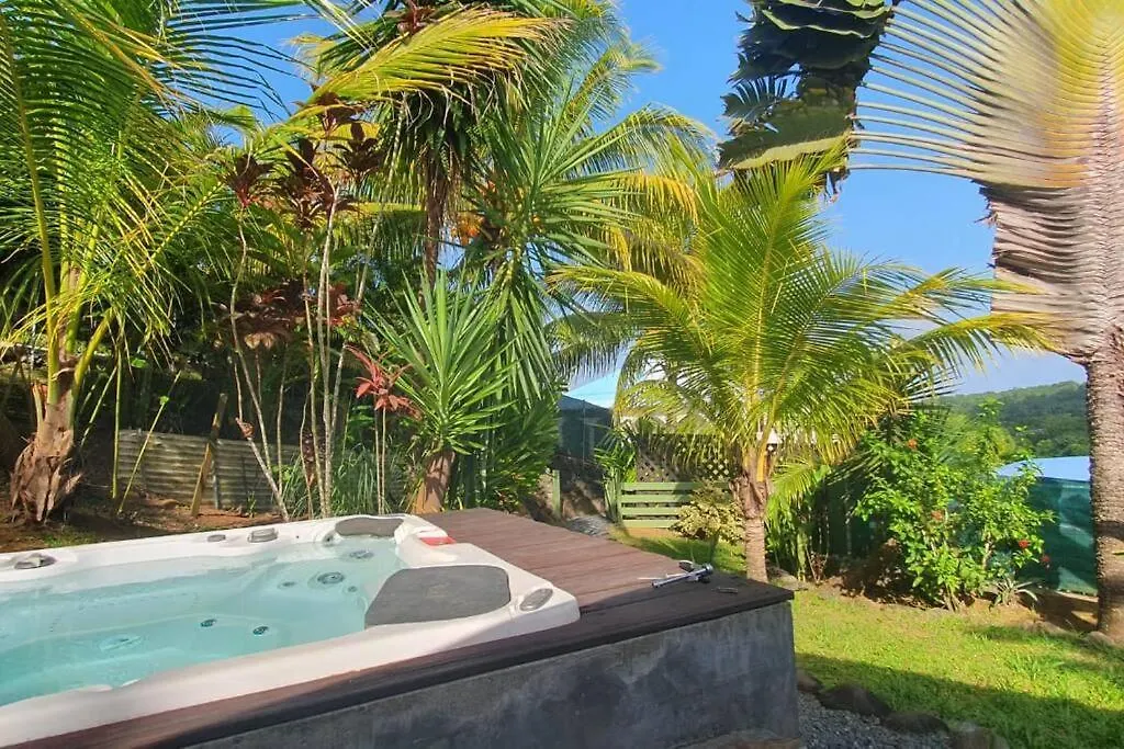 Cottage Creole Dans Jardin Tropical Sainte-Rose